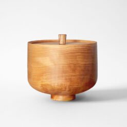 Wooden Urn • V1
